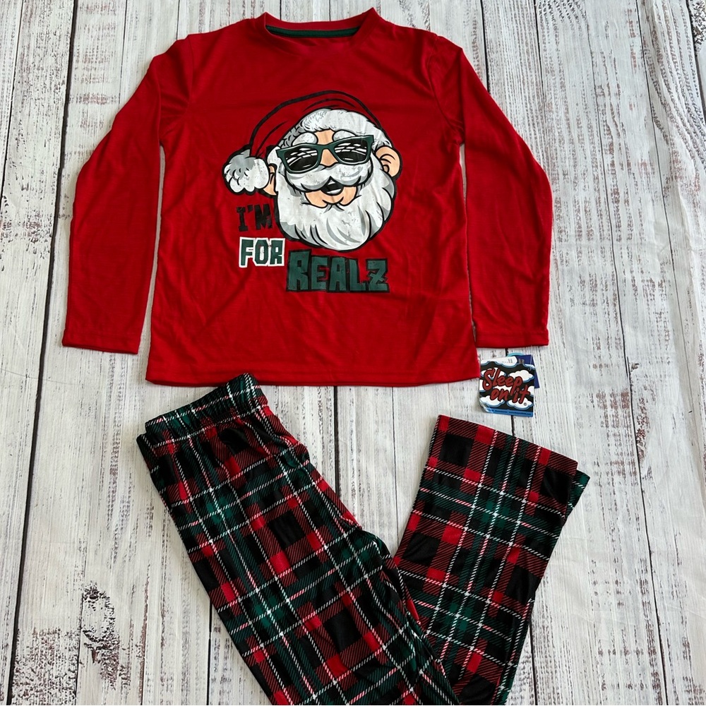 NWT Kids Red Santa Pajama Set- Size M (8/10)